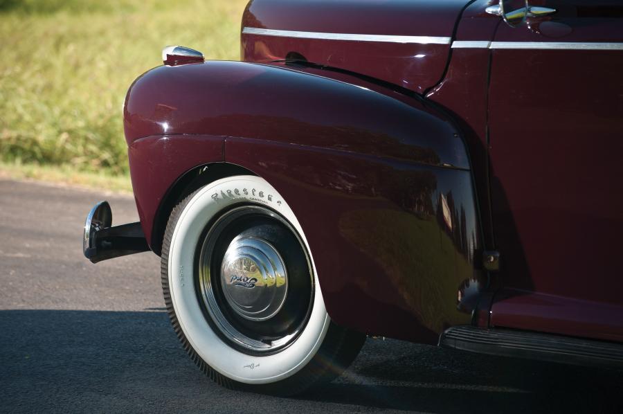  Ford Super DeLuxe Business Coupe 1941 года  (фото 27 из 37)
